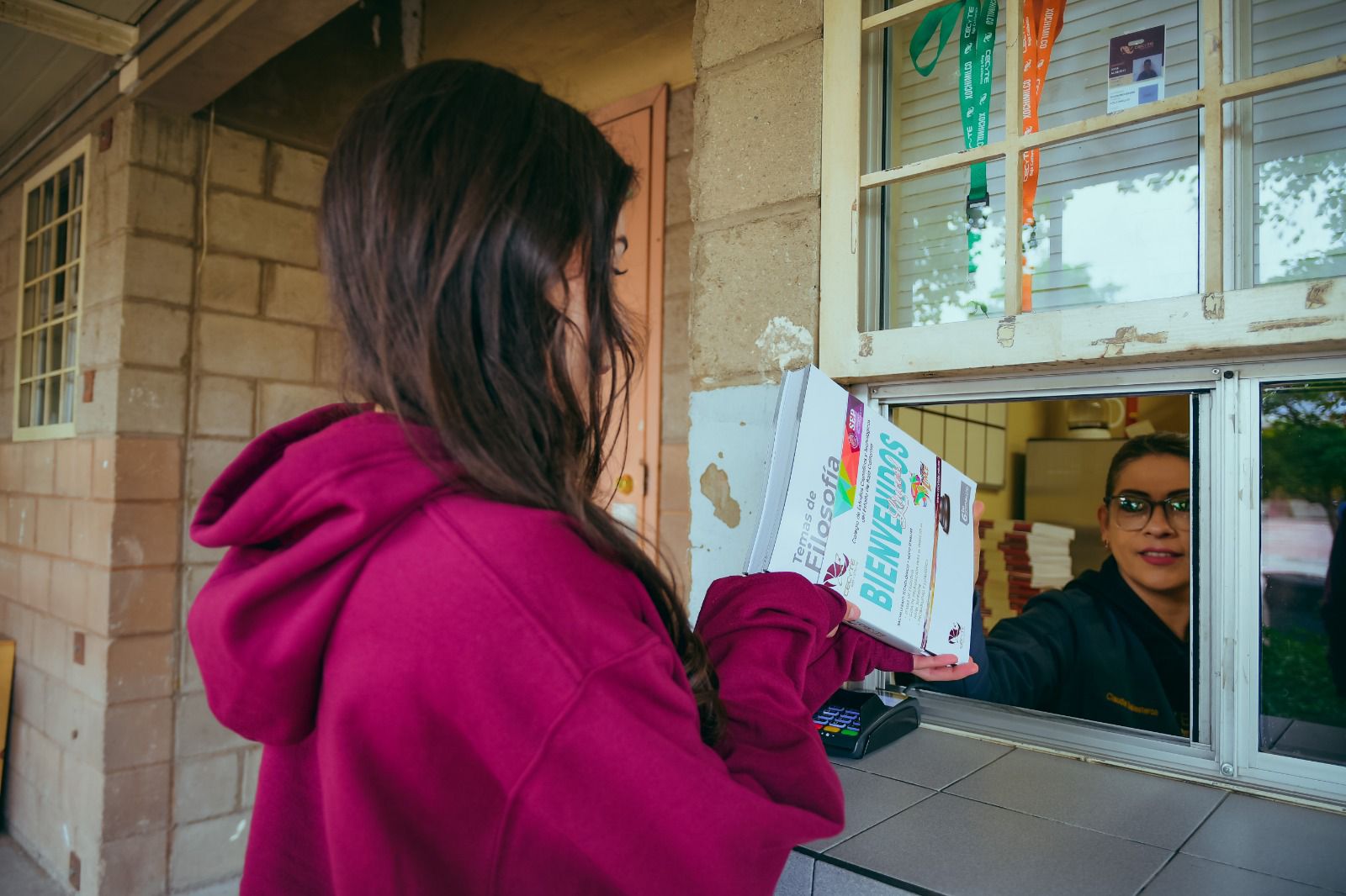 INICIA CECyTE BC LA DISTRIBUCIÓN DE LAS GUÍAS DE APRENDIZAJE PARA SU